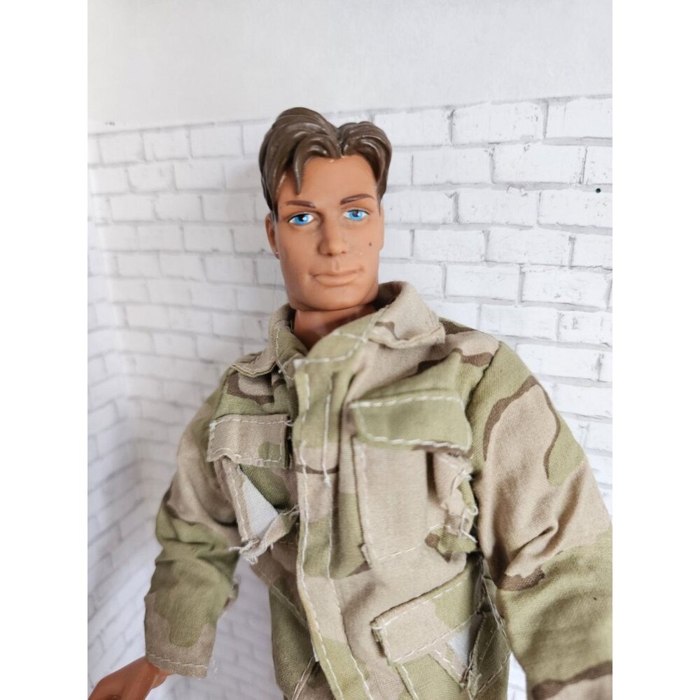 Mattel 1998 Max Steel 12 inch Action Figure Army Fatigues Articulated Brown Hair